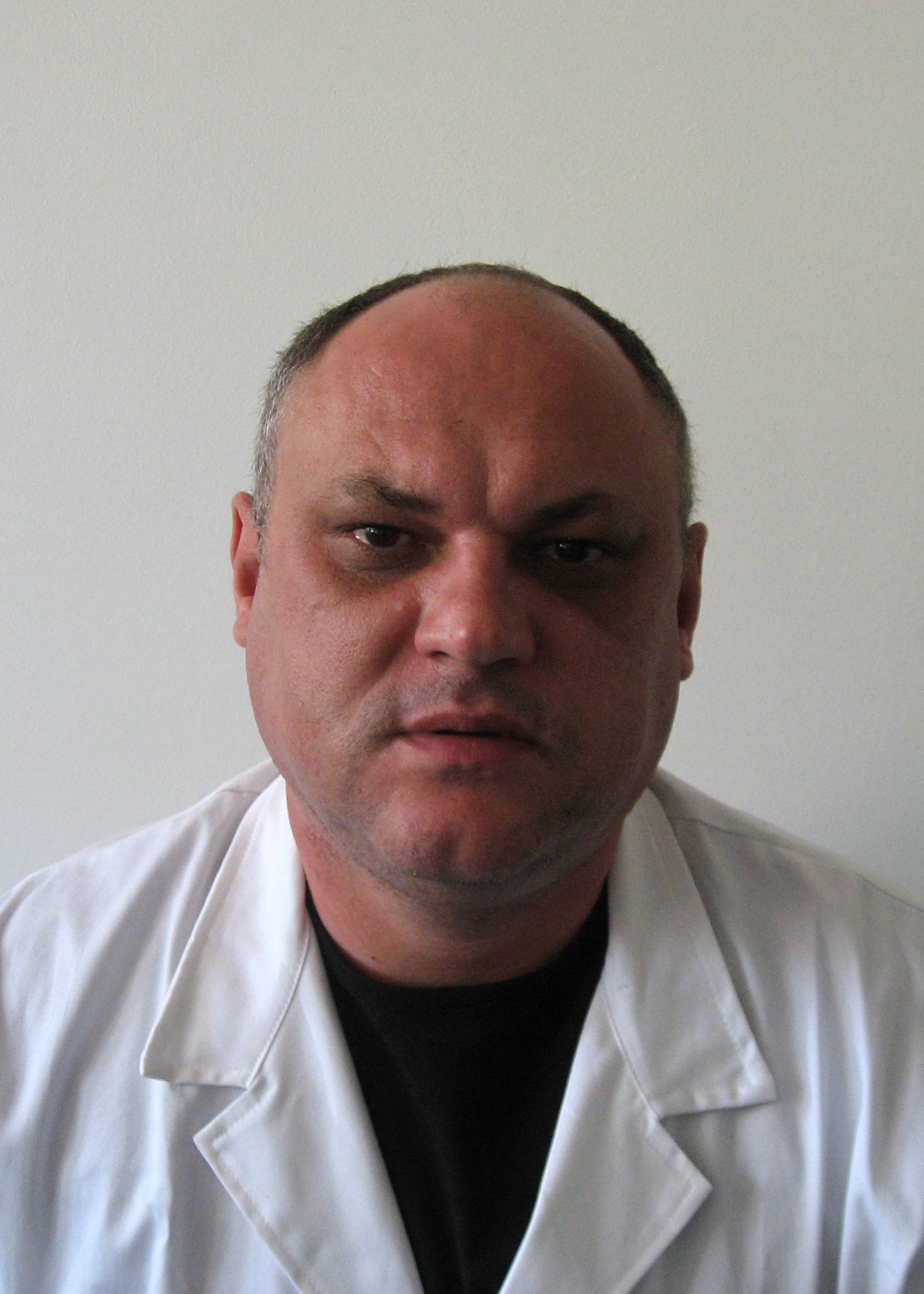 dr Bojan Veljković
