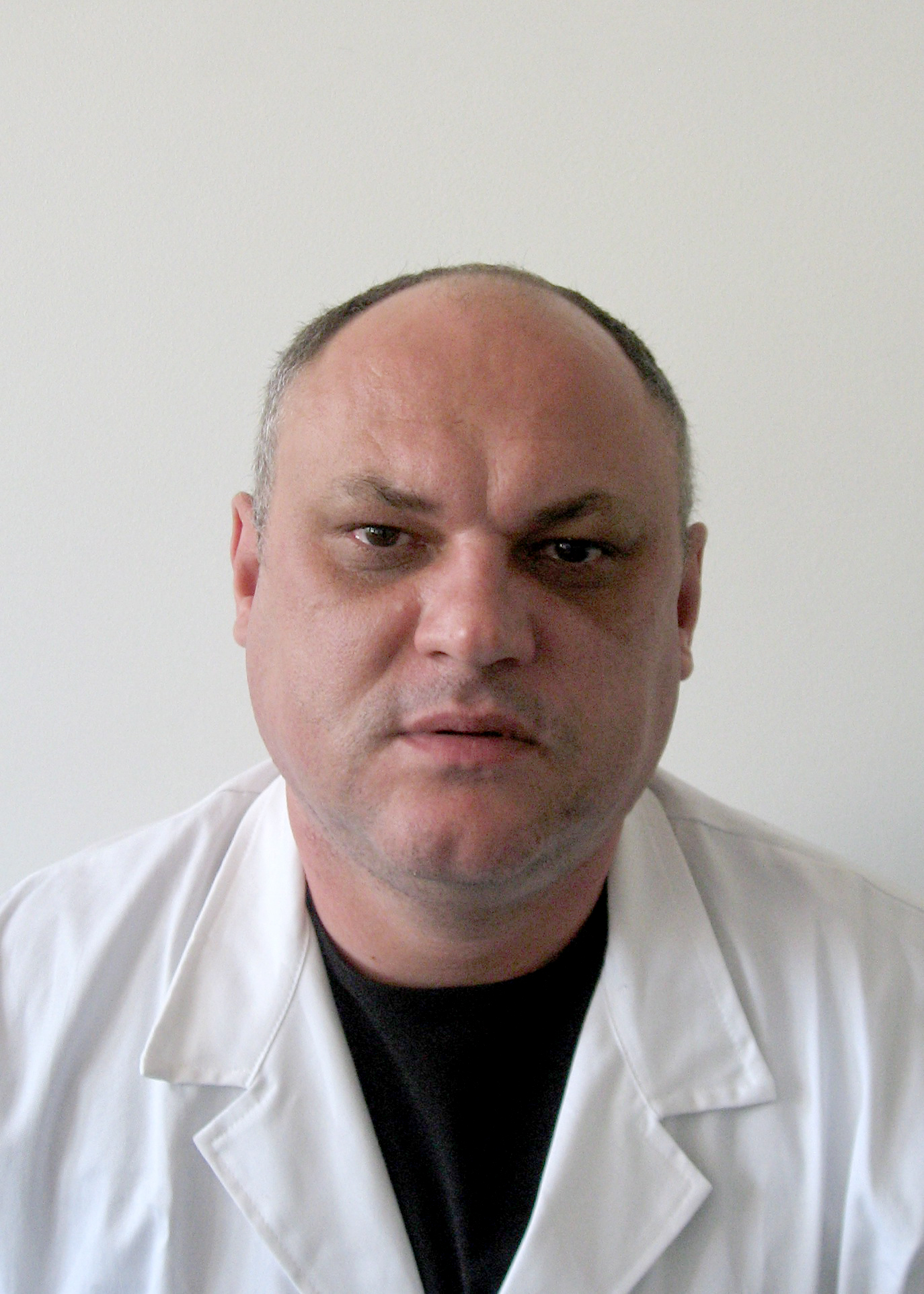dr Bojan Veljković